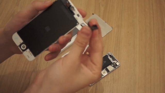 Замена экрана iPhone 5 смотреть онлайн