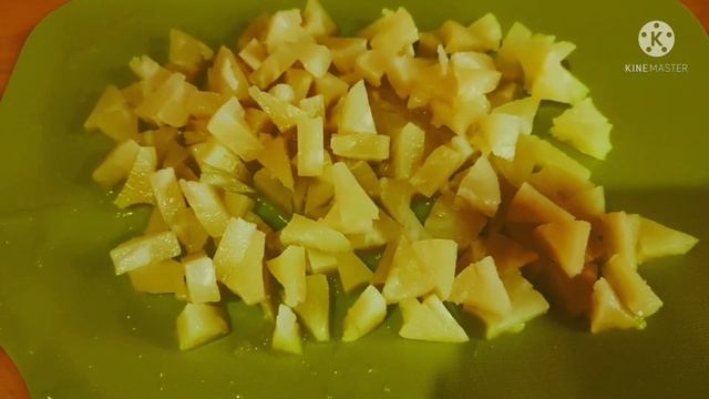 ???салат с АНАНАСОМ , грибами и курицей ????????? смотреть онлайн