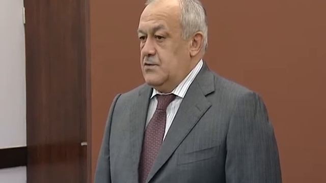 Таймураз Мамсуров наградил олимпийцев смотреть онлайн