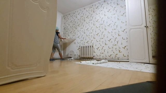 Обои старые легко отдирать смотреть онлайн