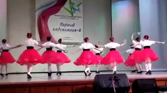 Танец "Тарантелла" #танец #танцы #танецтарантелла смотреть онлайн