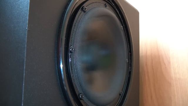 Logitech X-230 Max Excursion!! смотреть онлайн