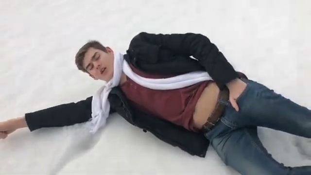 Алкаш на льду. Нормально. смотреть онлайн