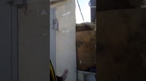 Поднял гараж, с помощью домкрата!