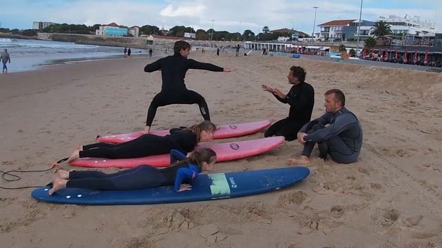 Серфинг в Португалии. Первый раз попробовала серфинг.