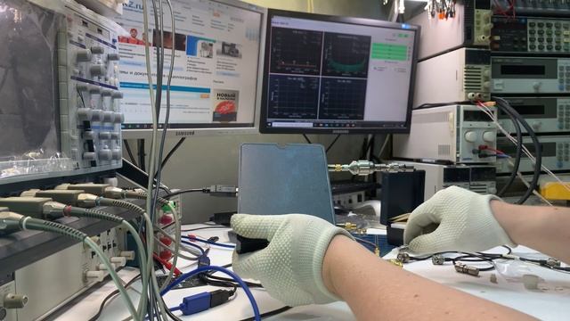 Обзор - ARINST VNA-DL 1-8800 MHz двухпортовый векторный анализатор цепей смотреть онлайн