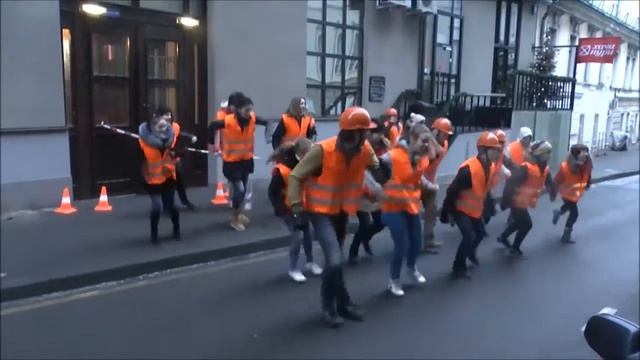 флэшмоб рабочих смотреть онлайн