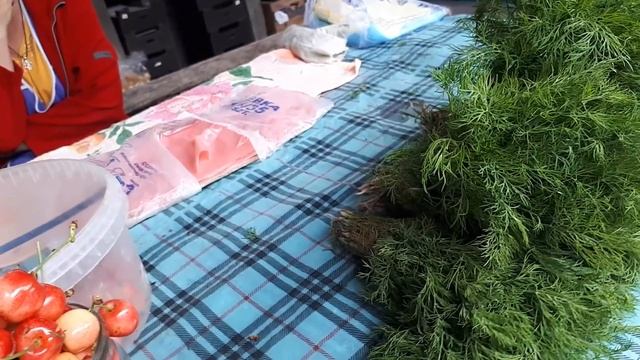 ЦЕНА НА ЧЕРЕШНЮ И КЛУБНИКУ НА РЫНКЕ... смотреть онлайн