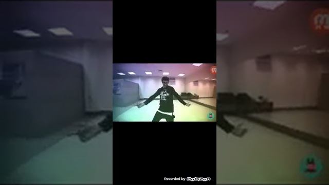 Музыка танцы в моей кровати смотреть онлайн