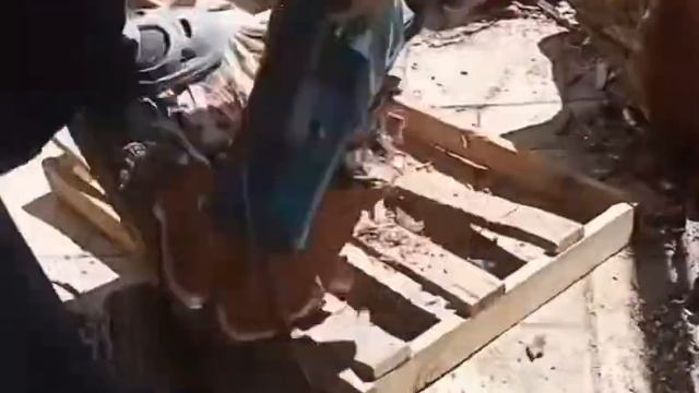 Отзыв обзор Насадка дровокол на перфоратор и дрель . Акация большие пеньки . Производители MasterSe смотреть онлайн