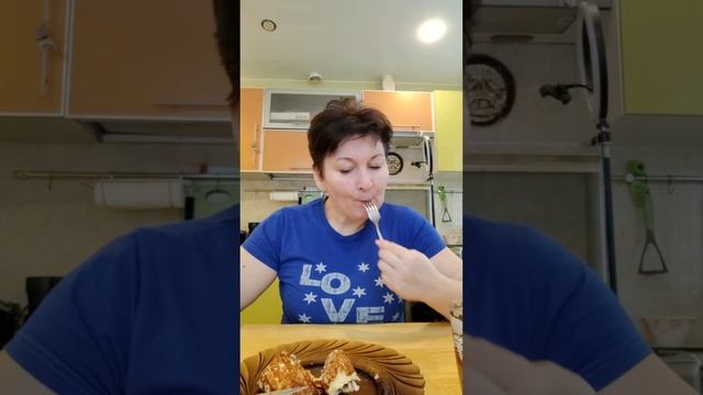 #МУКБАНГ #ПеРеКуС#Яблочный РуЛеТ#