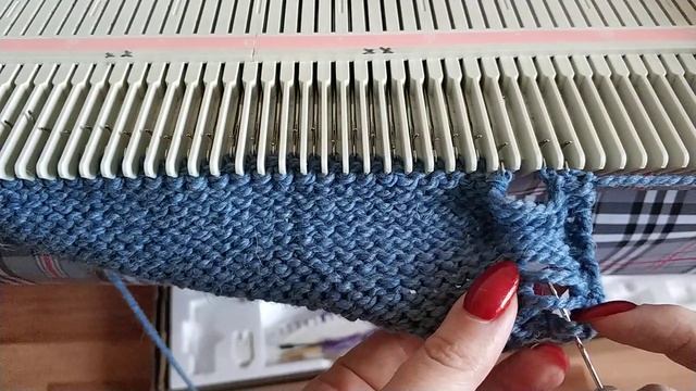 резинка на однофонтурной вязальной машине LK150