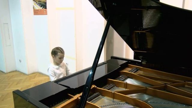 L. Piperkovska (Zdravo veshteri and Karavan) - EPTA 2018 смотреть онлайн