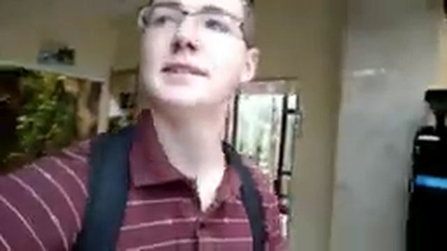 Нашёл работу!!! Атака пеликана!!! Варшавский зоопарк смотреть онлайн