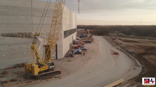 Tesla Gigafactory Texas 26 January 2022 Cyber Truck & Model Y Factory Construction Update (08:00AM) смотреть онлайн