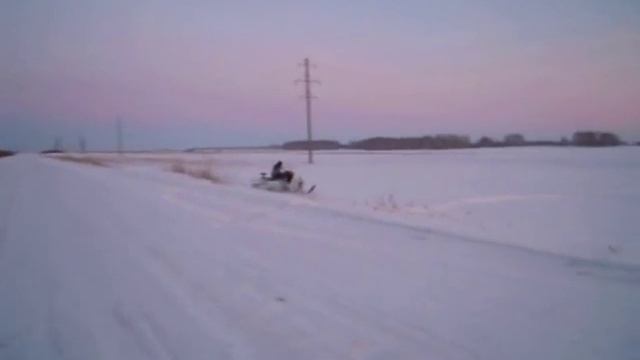 Самодельный снежик с двигателем Хонда св400 (3) смотреть онлайн