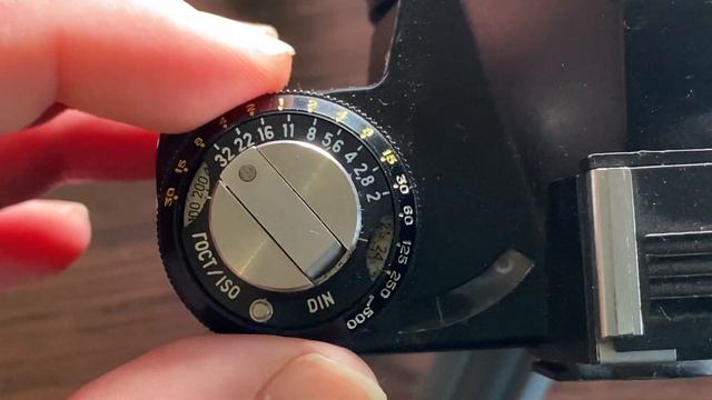 Zenit 11 | The Manual Photographer's Dream Camera смотреть онлайн