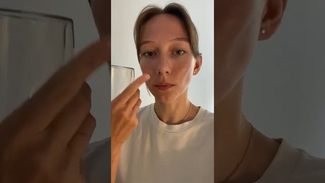 А как глотаете вы? Простой способ расслабить мышцы рта смотреть онлайн