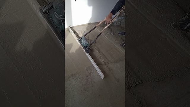 Собственоръчно направен вибромастар за замазка с виброшлайф Parkside.