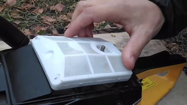 Как хранить бензопилу? Бегом смотреть