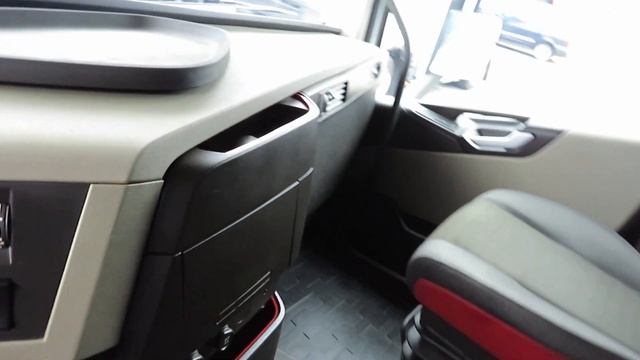 VOLVO FH 460, EURO 6, MEGA, I-SHIFT, Tank 1000L,Navi смотреть онлайн