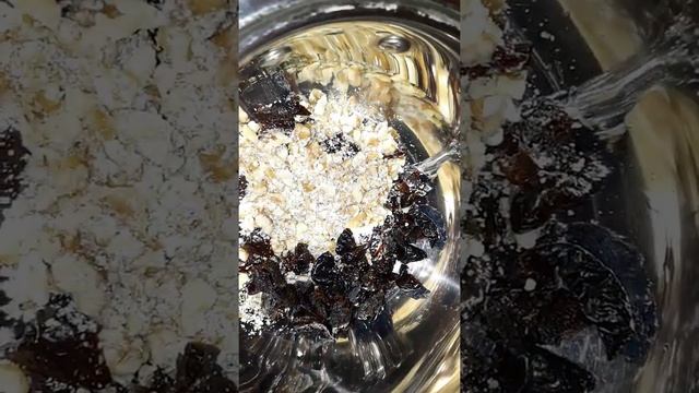 Салат с черносливом и грецкими орехами...