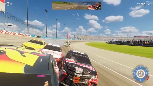 50 Ways to Crash in NASCAR Heat 3 смотреть онлайн