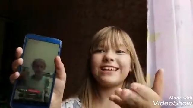 Смотрю ваше видео в Likee♥️♥️ смотреть онлайн