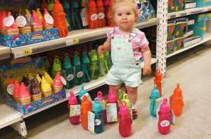 ✿ VLOG Киев, АШАН играем бутылочками мыльных пузырей, примеряем очки