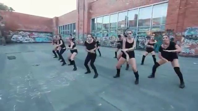 Хореограф Бабичева Аленка)))) смотреть онлайн