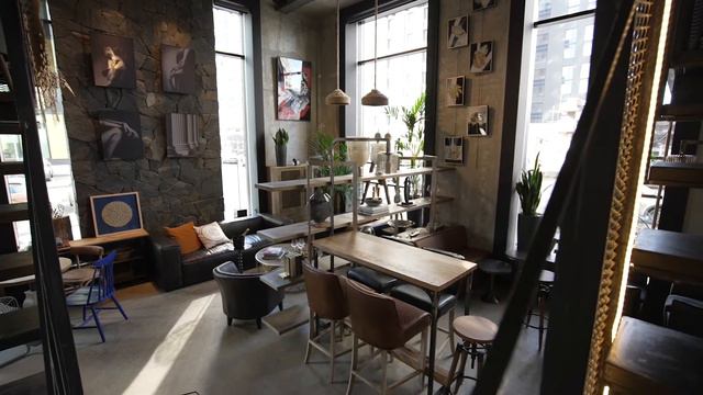 Short review - office, bar, furniture showroom Studio36