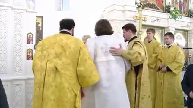 Божественная литургия в храме Андрея Боголюбского на Волжском в Москве в день освящения 15.12.2019г смотреть онлайн