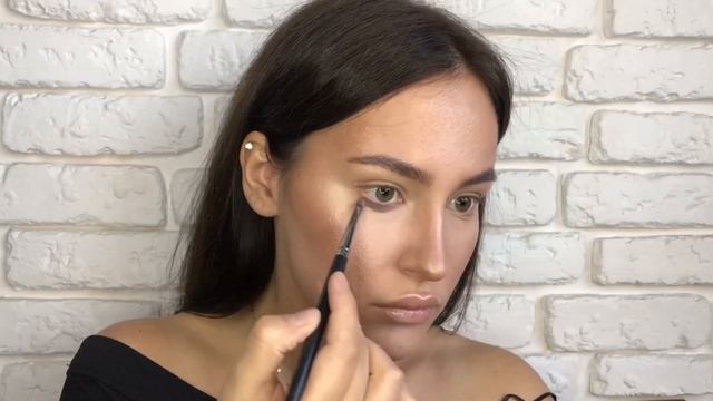 Вечерний макияж / Проблемная кожа / кошачий глаз / make up смотреть онлайн