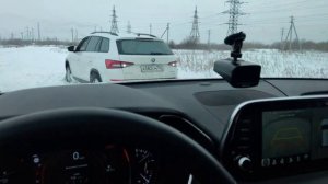 Skoda Kodiaq\Шкода Кодиак и Hyundai Santa-FE\ Хэнде Санта- Фе TM  небольшой OFF-ROAD по снегу