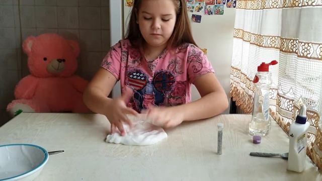 У СЛАЙМА цвет ЛУНТИКА )))) Надуваю гигантский пузырь!!!!!💜💜💜