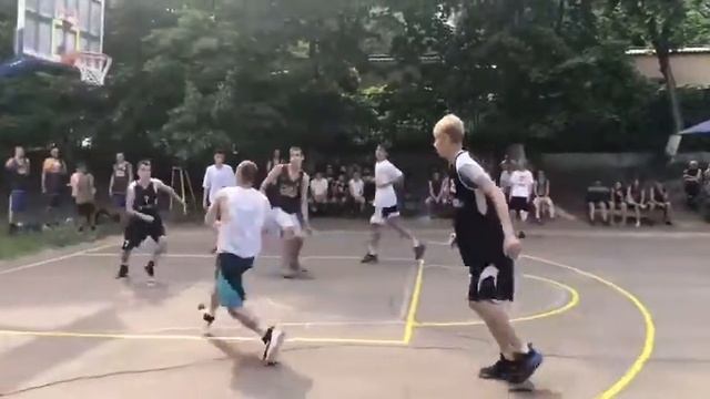 1,25 Court, Basketball смотреть онлайн