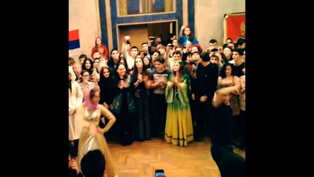 День национальной кухни МГИМО 2013. Национальные танцы смотреть онлайн