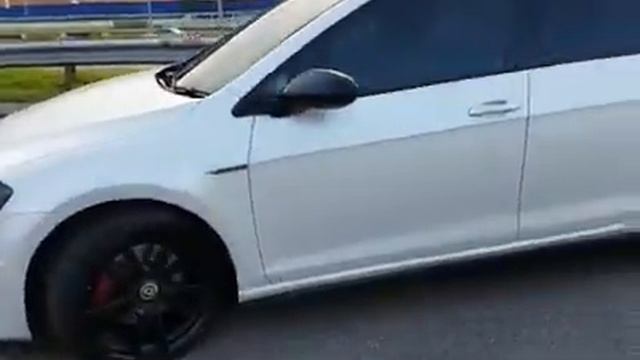 VW GOLF SATIN WHITE смотреть онлайн