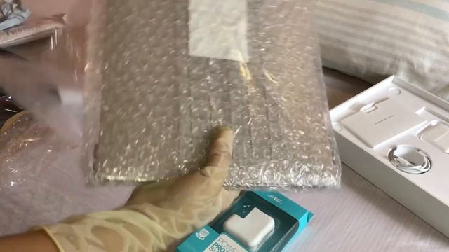 Unboxing my Macbook Air 13! смотреть онлайн