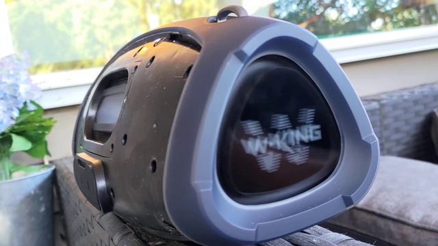 W-king x10 BASS TEST! Exposed woofers/grill off! смотреть онлайн