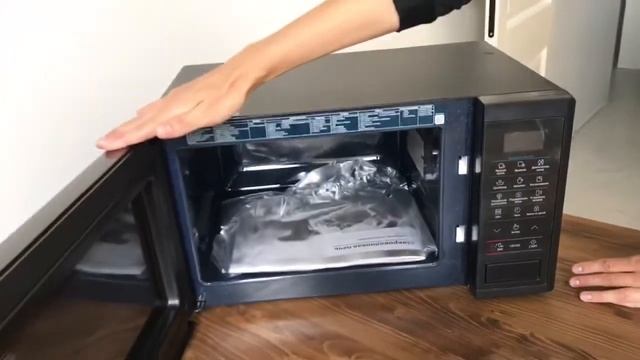 Распаковка - Микроволновая печь Samsung MS23J5133AK смотреть онлайн