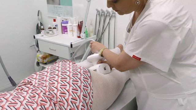 Elena Bassel Clinic Салон красоты в Бат Ям, LPG массаж, RF лифтинг, лазерная эпиляция