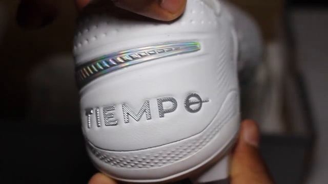 Nike Tiempo Legend 8 Elite White/White - Unboxing! смотреть онлайн