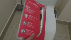 Установка гигиенического душа в туалете на - минималках. Сантехника.