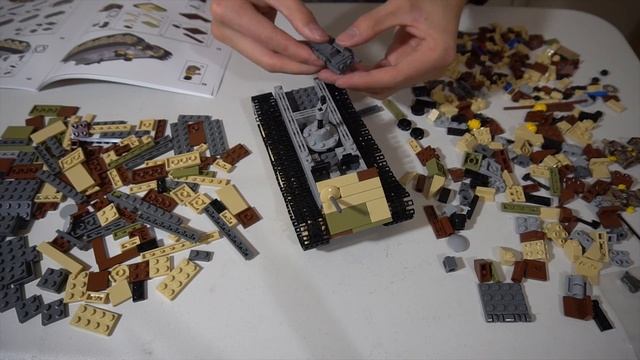 LEGO Panther Tank By Brickmania - Build & Review! смотреть онлайн