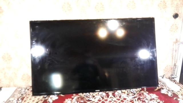 Во время уборки сделали трещину в экране телевизора Samsung UE50F6130AK смотреть онлайн