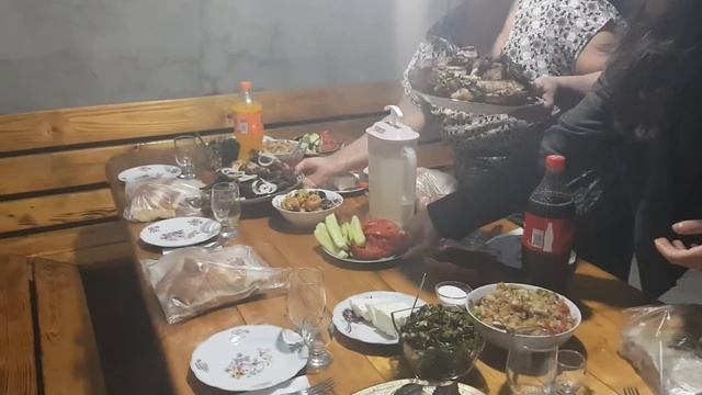 Армянское застолье в Арташате?? смотреть онлайн