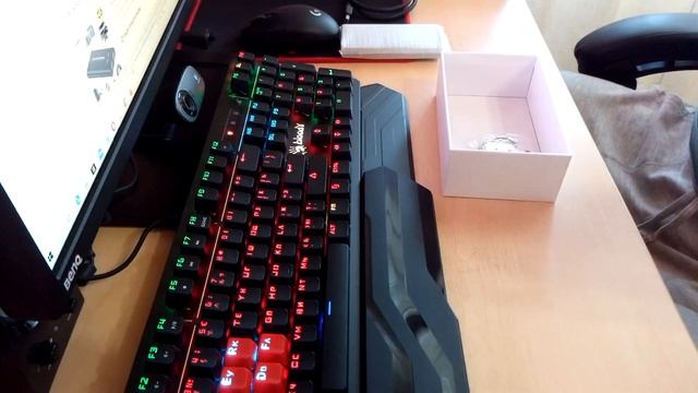 Анбоксинг карты видеозахвата USB 3.0 HDMI 4K Capture смотреть онлайн