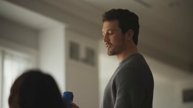 BUD LIGHT HOLD | EASY TO DRINK, EASY TO ENJOY :60 смотреть онлайн