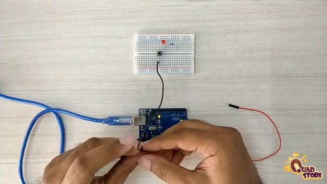 Arduino Projects - LED control using Push Button смотреть онлайн